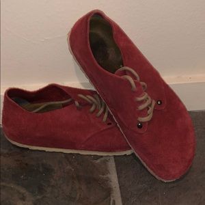 Birkenstock Maine style shoes